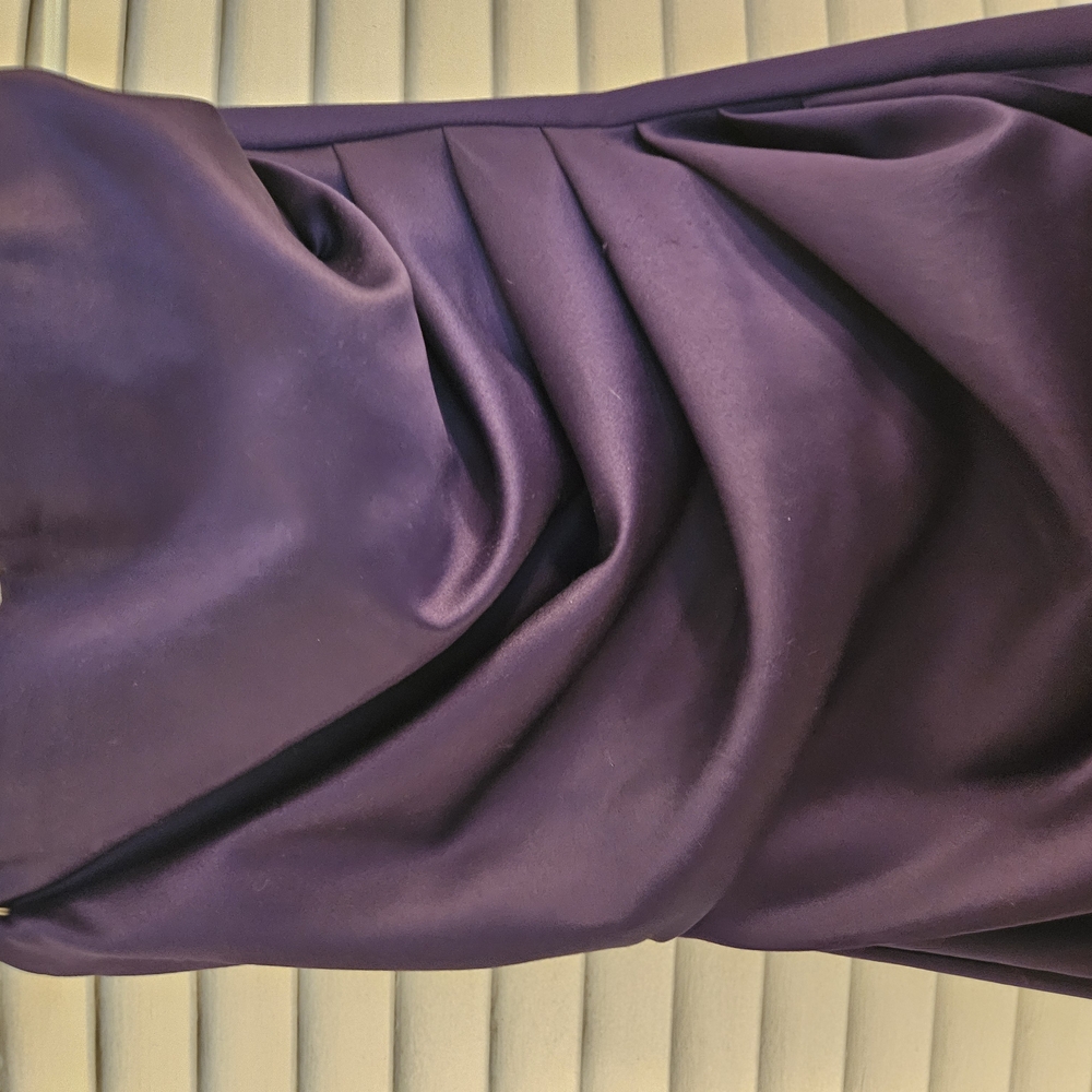 Elegant Purple Strapless Dress - Picture 4 of 5